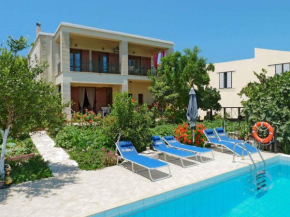  The Garden Villas  Малеме